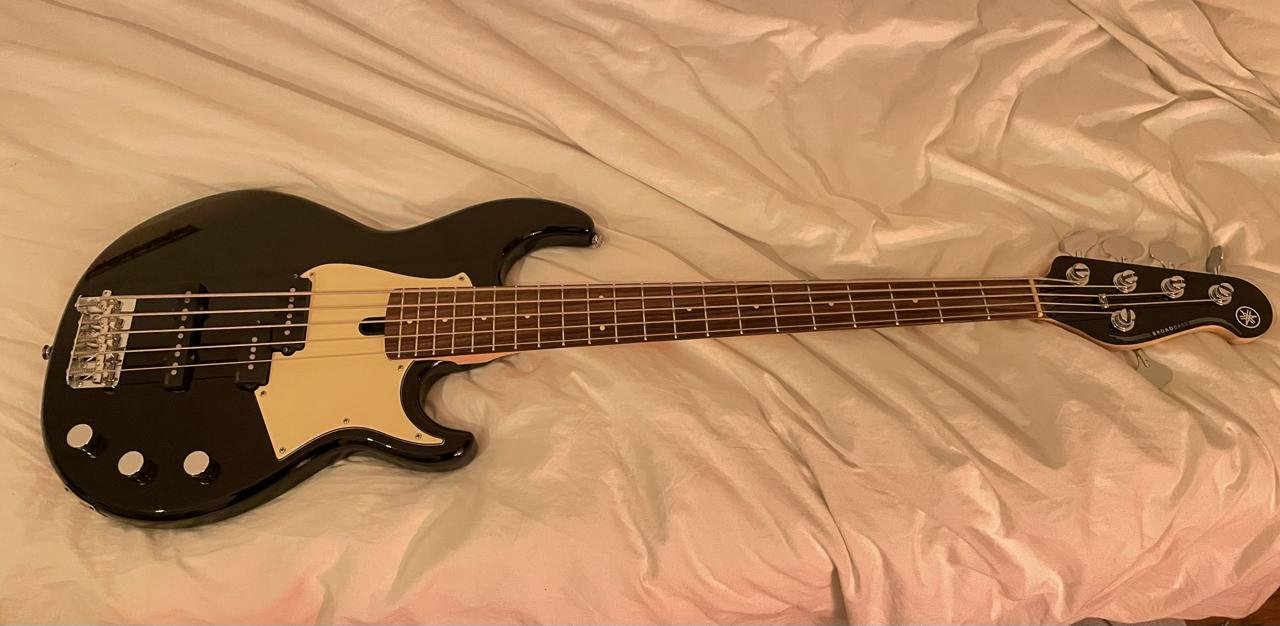 Yamaha BB435