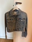 Helt ny jeansjacka Gina Tricot