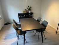 Matbord Mio Egde 150-200cm x 90 cm. grå/svart