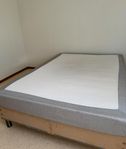 140 Säng inköpt från MIO   