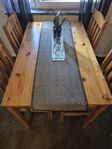 köksbord med 4 stolar