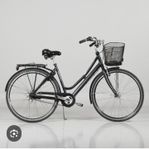 Monark mod Wilma.