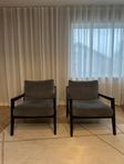 Två fåtöljer från Posh Living 