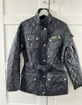 Barbour International Jacka 38 Svart Quiltad 