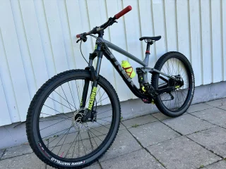 TREK FUEL EX 5, ROCK SHOX