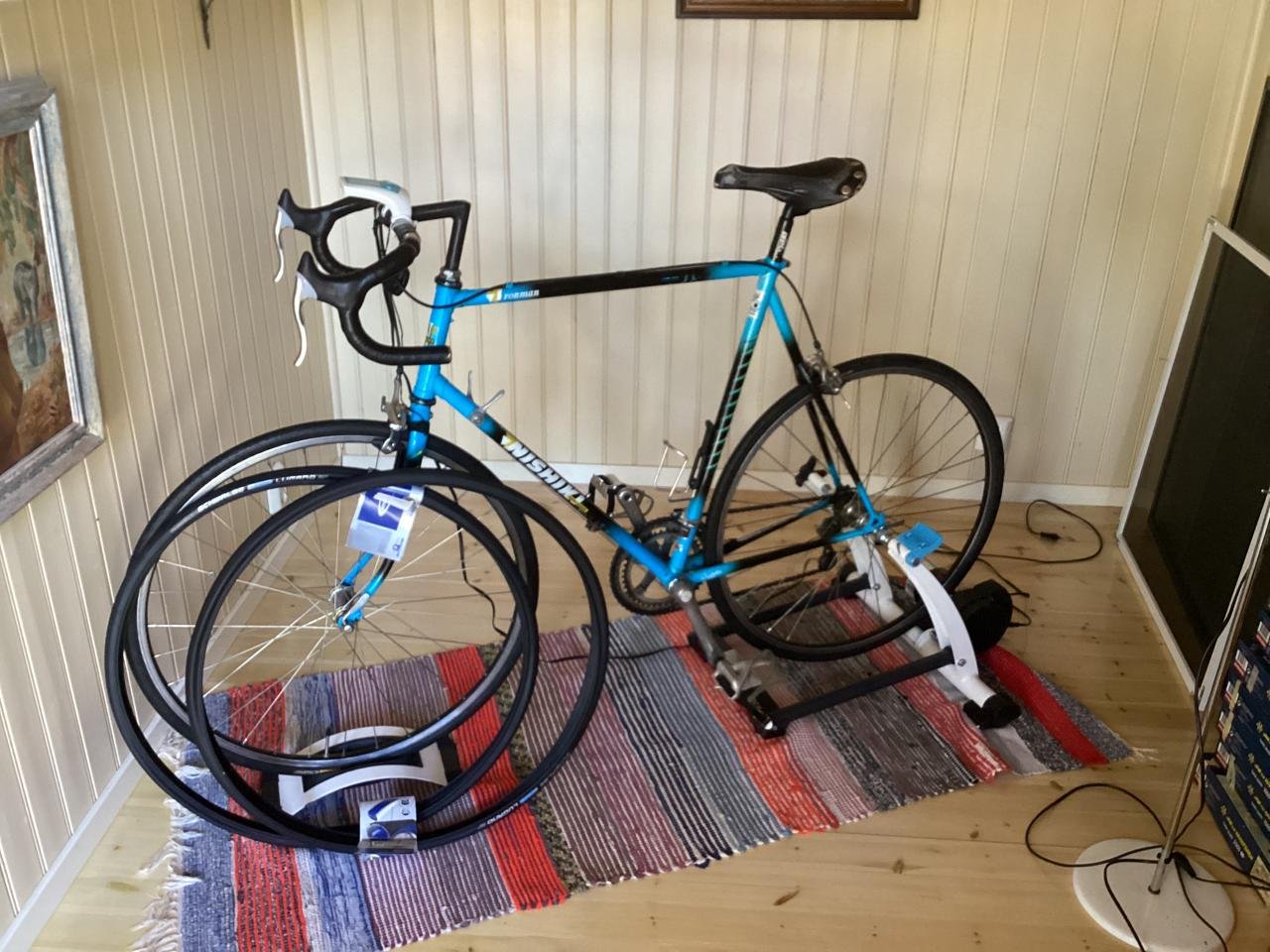 Racercykel och Trainer