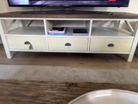 tv-hylla 