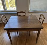 Matgrupp / Bord + stolar 