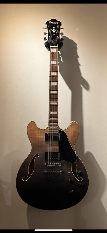 Ibanez gitarr 