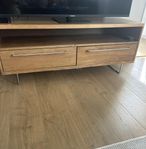 Tv-bänk