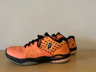 Prince Warrior orange/black - tennisskor i strl 43
