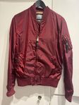 Bomberjacka Alpha industries