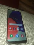 Topp skick med ny skärm Galaxy A22 