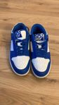 sneakers blå/vita från  new Yorker 