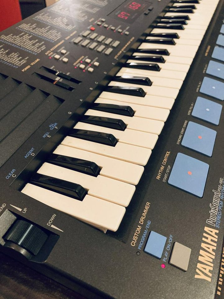 YAMAHA PSS-680 portasound synt 
