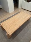 Unikt soffbord i massiv björk