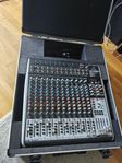 Mixer Small Format 24 Input