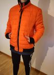 Orange bomberjacka