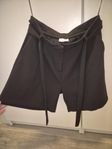 Elegant shorts 
