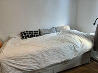 Förvaringssäng med utdragssäng - 90x200 cm