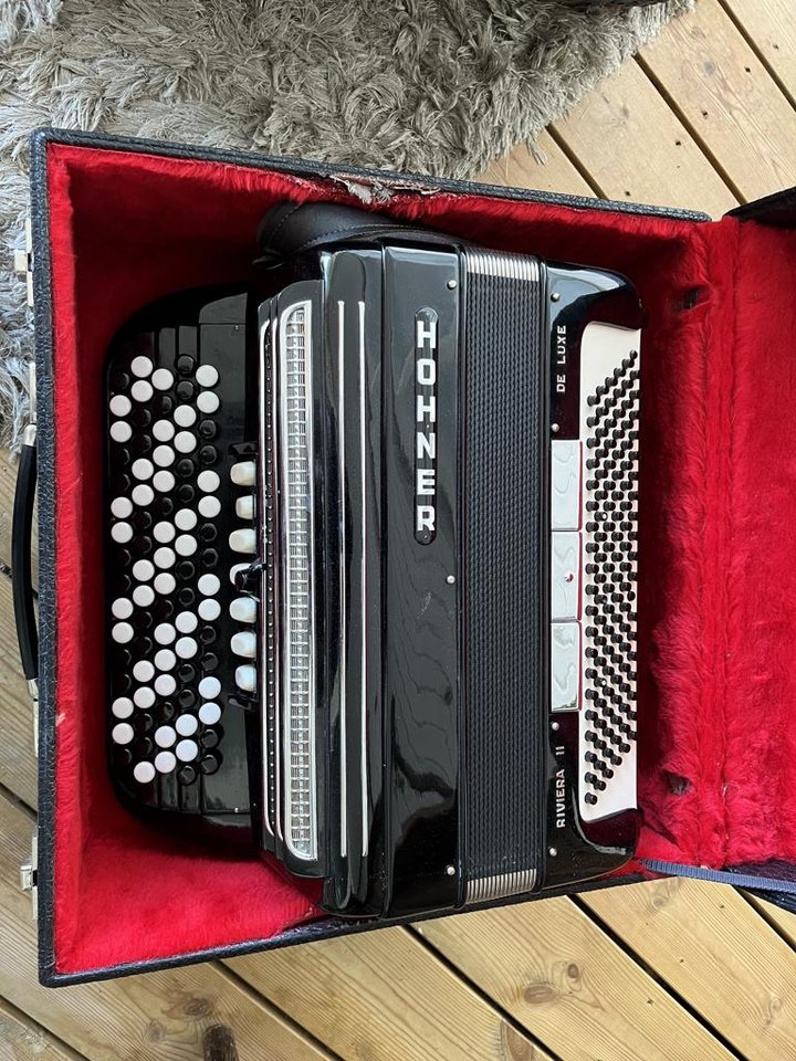 Dragspel Hohner Riviera 3