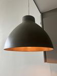 Taklampa i betong – Industriell design