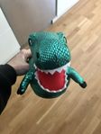 dinosaurie tofflor h&m str 30/31