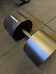 Strongmanhantel oanvänd 