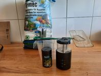 Akvarietillbehör.