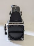 Hasselblad 500c med A12 magazine och Meter prism finder