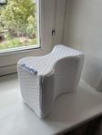 Zenkuru ergonomisk knäkudde