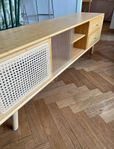 TV-bänk