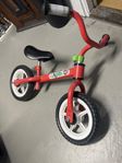 Springcykel, bobbycar och trehjuling 