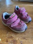 Rosa Kavat-sneakers