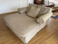 LOVESEAT - BEIGE LIGG FÅTÖLJ
