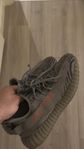 yeezy beluga