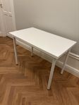 Skrivbord Ikea Linnmon - BORTSKÄNKES