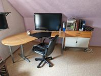 Datorbord,+arkivskåp, och 2st kontors stolar
