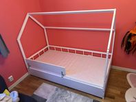 Hussäng med skyddskant 160 x 80, med madrass