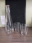 Karaff med tillhörande glas. Kosta Boda