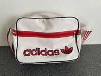 Adidas retroväska