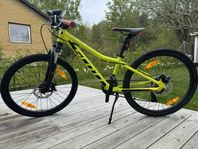 Scott Scale Jr 24 tum - Mountainbike i mycket fint skick