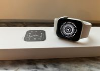 Apple Watch SE (2nd Generation) 100% Battery Health