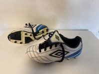 Fotbollsskor 35 Umbro