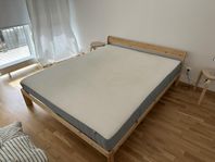 IKEA: SÄNGSTOMME + MADRASS - NEIDEN+ VESTERÖY