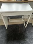 Skrivbord