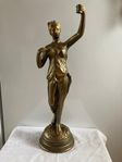 Kvinnlig staty