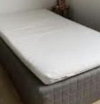 ikea säng 120 med bäddmadrass 