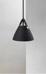 Strap 16 Taklampa svart - DFTP