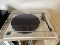 Skivspelare Rega RP1 med uppgraderings-kit